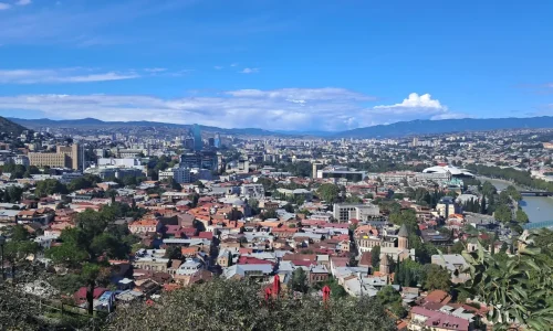 Widok-na-Tbilisi-stolicę-kraju Widok-na-Tbilisi-stolicę-kraju